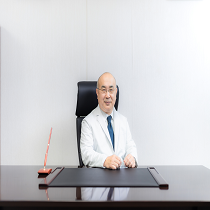 Dr. Akifumi Takaori Photo